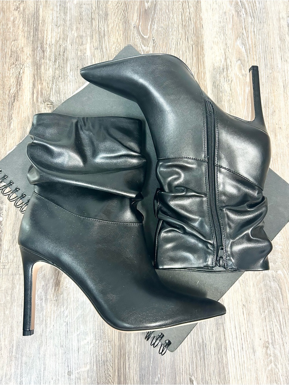 JESSICA SIMPSON 👠 NWT Women’s Charlinz Pointed-Toe Slouch Boot - Size 9.5